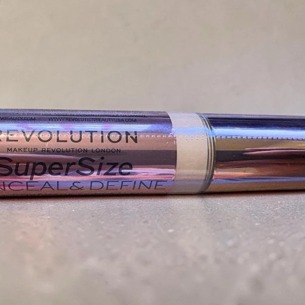 Revolution Super Size Conceal And Define